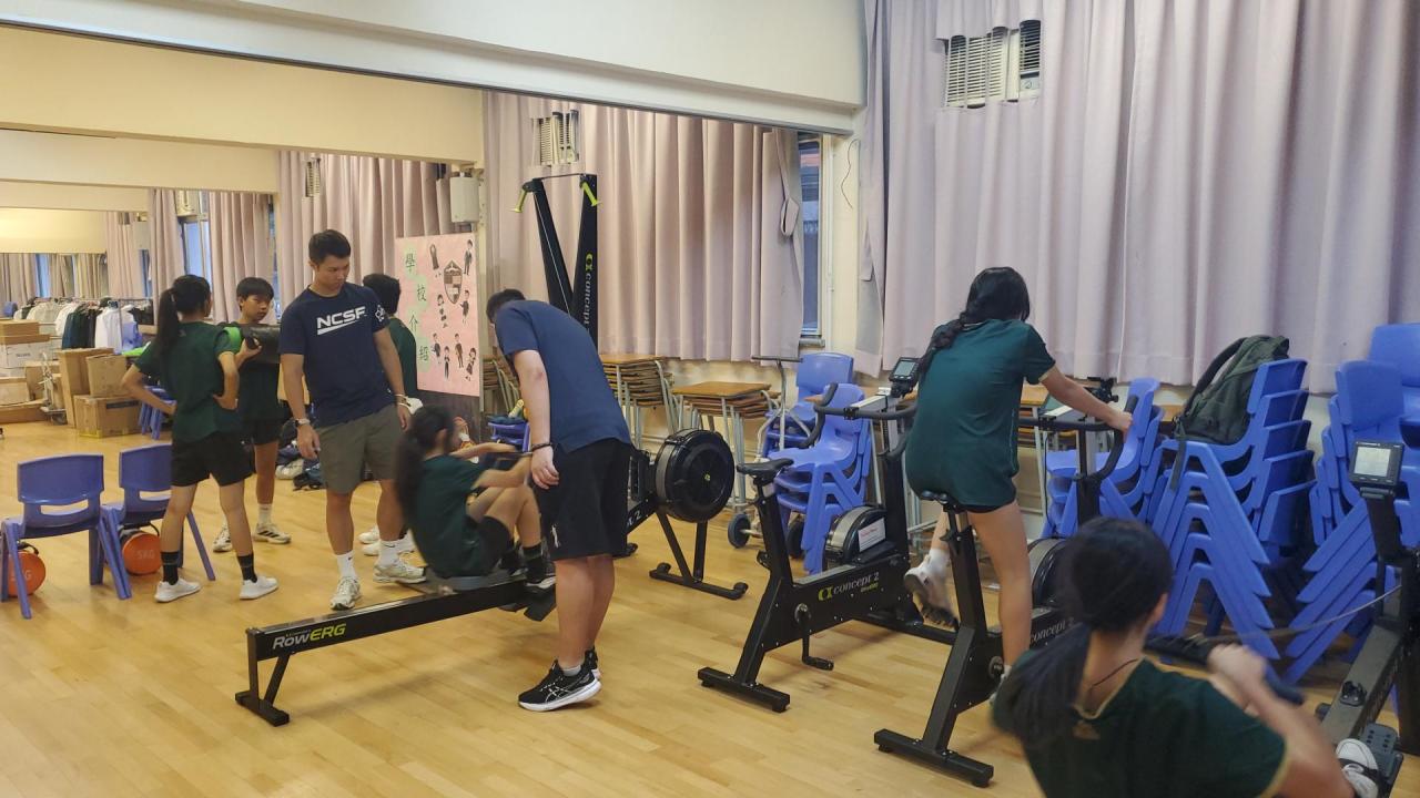 為功能性體適能比賽加緊訓練